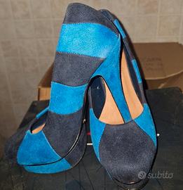 Décolleté bicolore blu e nero