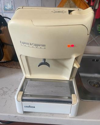 Macchina Caffè Lavazza Espresso e Cappuccino