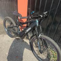 KTM Macina Kapoho 2025 L 800 cx