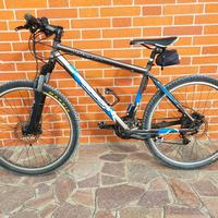 Bicicletta MTB Mountain bike