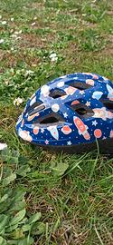 svuoto garage casco bici bambino