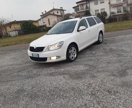 Skoda Octavia 1.6 TDI CR F.AP. Wagon Elegance