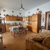 3 LOCALI A BOTRICELLO