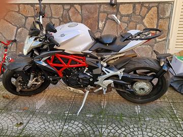 MV Agusta Brutale 800 - 2016