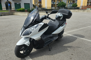 Moto kymco downtown 200 + 2 caschi