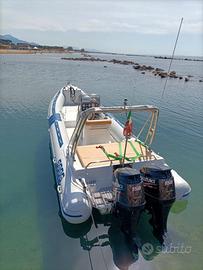 Gommone Asso It 25   " Valutiamo Permuta"