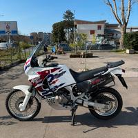 Honda XRV 750
