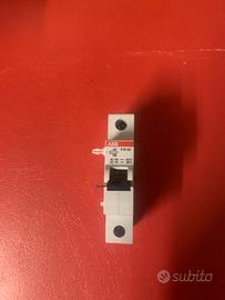 Bobina di sgancio ABB