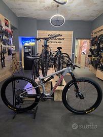 SANTA CRUZ BLUR 4 C GX AXS RSV TG.M USATO