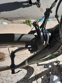 bici da corsa DETA in carbonio 