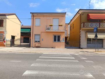 Appartamento di 70 m² con 4 locali e box auto a Os