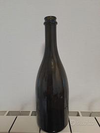 Bottiglie vino per imbottigliamento