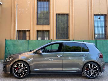 Cerchi NUOVI Volkswagen raggio 18 cod.87341