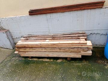 tavole usate pollaio staccionata tettoia