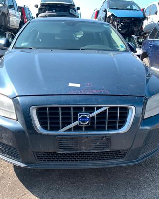 Ricambi usati Volvo V70 2009 D5244T4 2.4 D5 AWD di