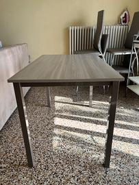 Tavolo mondo convenienza in perfette condizioni