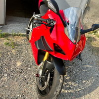 Ducati panigale v4s