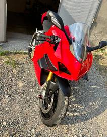 Ducati panigale v4s