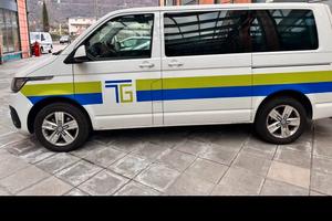 Volkswagen Caravelle Autocarro 