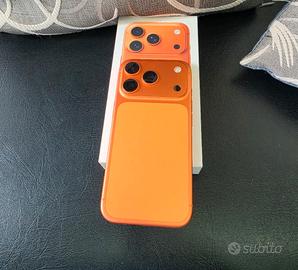 Iphone 17 Pro Arancione Cosmico 256 GB come Nuovo