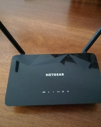Modem Router NETGEAR N300 WIFI