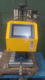 marcatrice a punzone pneumatica toch screen 