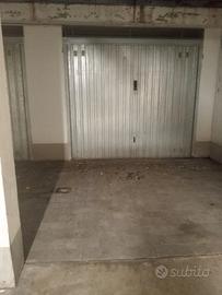 Garage seminterrato condominiale