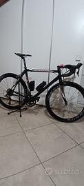 bici da corsa whistle kayuga carbonio 