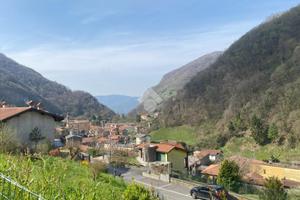 CASA SEMINDIPENDENTE A ERVE