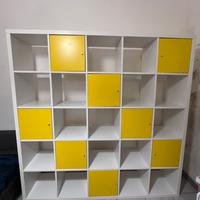 Libreria kallax con sportelli