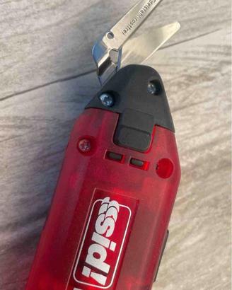 Forbici a batteria Kress modello US3