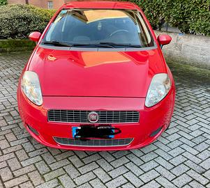 FIAT GRANDE PUNTO GPL NEOPATENTATI E FAMIGLIE
