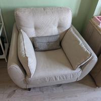 Poltrona beige come nuova 100cmx90cmx90cm