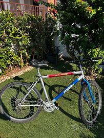 Mountain Bike 26"