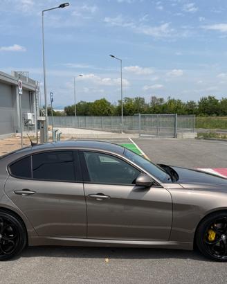 Alfa Romeo Giulia 2.2 Turbodiesel 180 CV Super