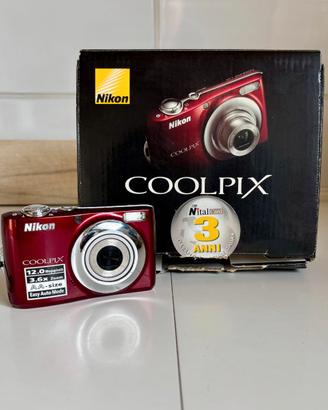 macchina fotografica NIKON COOLPIX L22