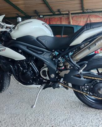 Triumph Speed triple 1050 ABS