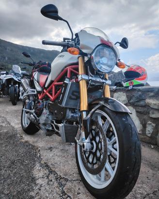 moto ducati monster s4rs 
