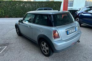 Mini 1.4 Cooper benzina