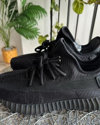 Adidas Yeezy 350 boost