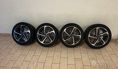 Cerchi in lega gommati Audi 17” NUOVI