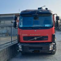 VOLVO TRUCK FL 240