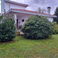 BELLA PORZIONE DI BIVILLA CON AMPIO GIARDINO