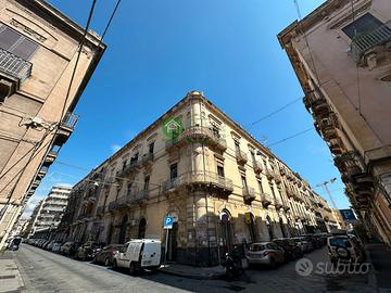 Quadrilocale Via Aloi CATANIA