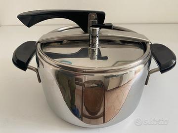 Pentola a pressione Lagostina