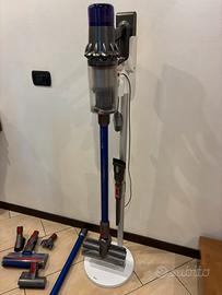Dyson V11 absolute