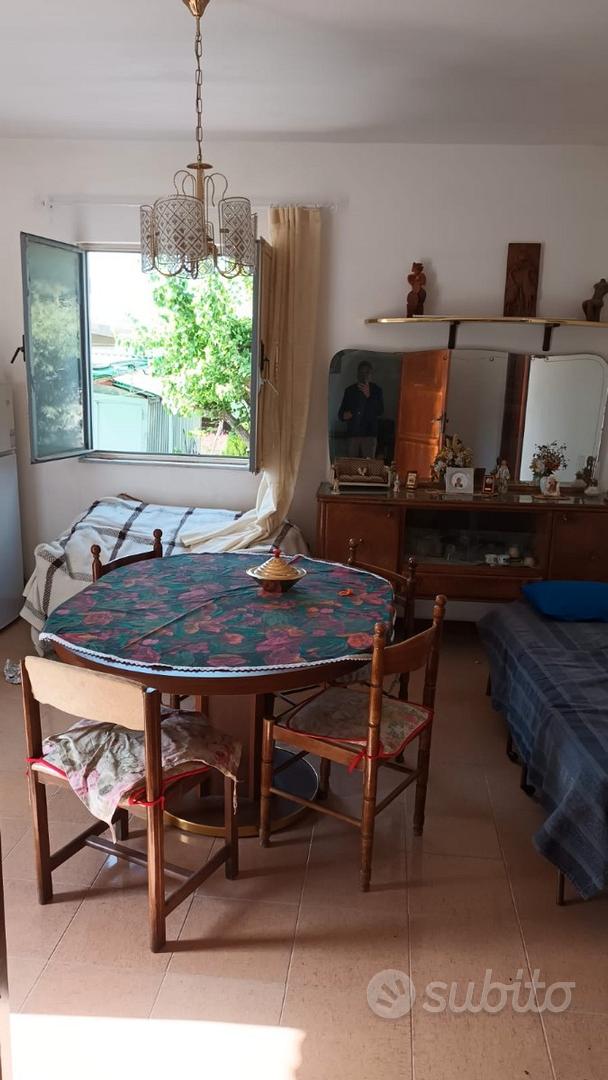 : Casa di campagna con 2.000 mq di terreno - Altro