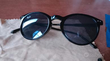 Occhiali da sole retrò Ray Ban Asbury neri rotondi