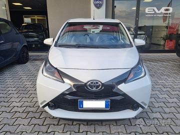 TOYOTA Aygo 1.0 VVT-i 69 CV 5 porte x-play