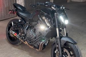 YAMAHA MT-07 PURE – 07/2023 – 18.000 KM